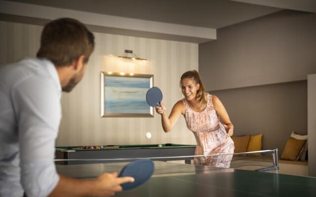 Miramar Sunny Hotel & Residence