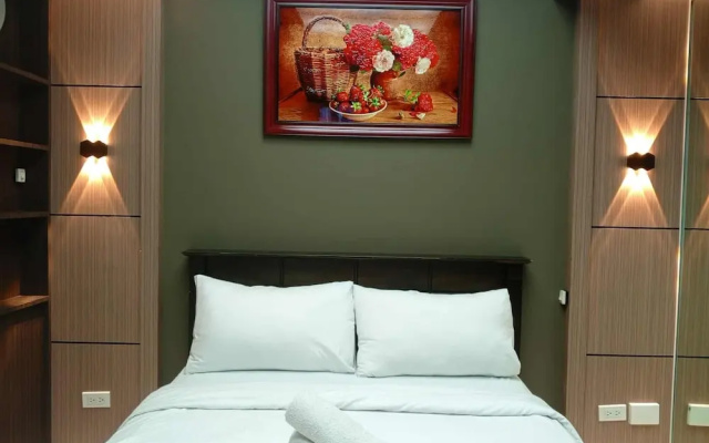 Cozy Manila Condo Retreat With Shared Pool