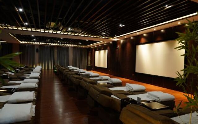 Zhong  hua Jun Hot Spring Resort