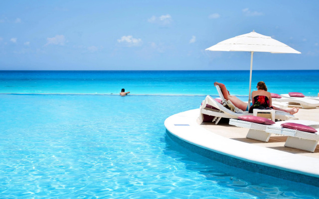 Cyan Cancun Resort Spa