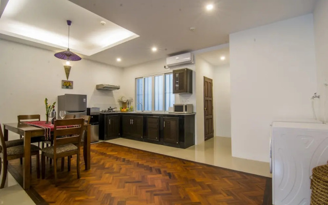 Woodside Inn & Serviced Apartments