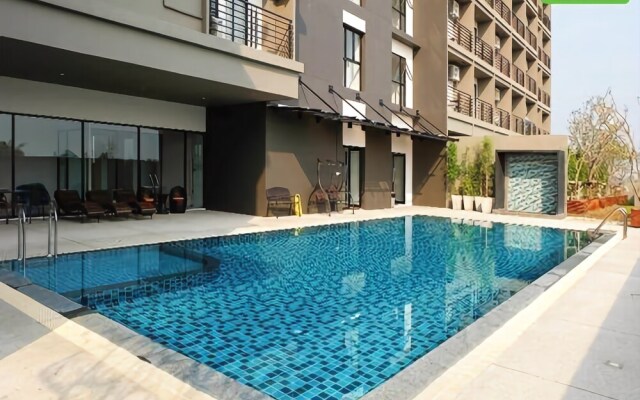 Kanyarat Lakeview Condominium by Wilai