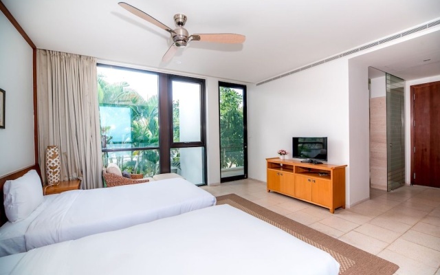 Beachfront Villa Danang Beach – Guest Rooms – Da Nang