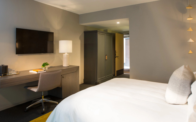 Kimpton Everly Hotel Hollywood by IHG