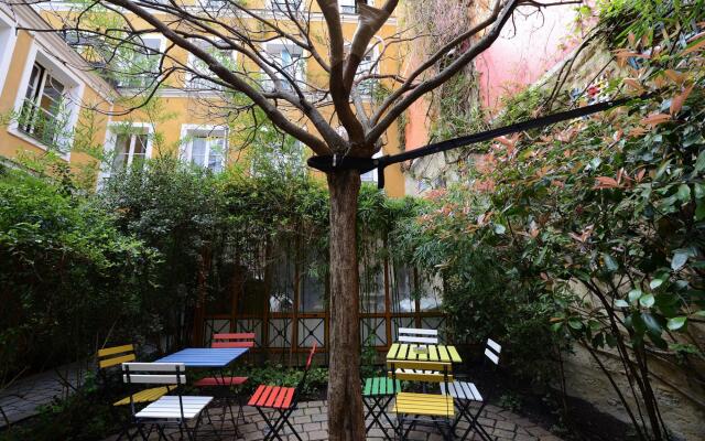 B1G Stone Age in París