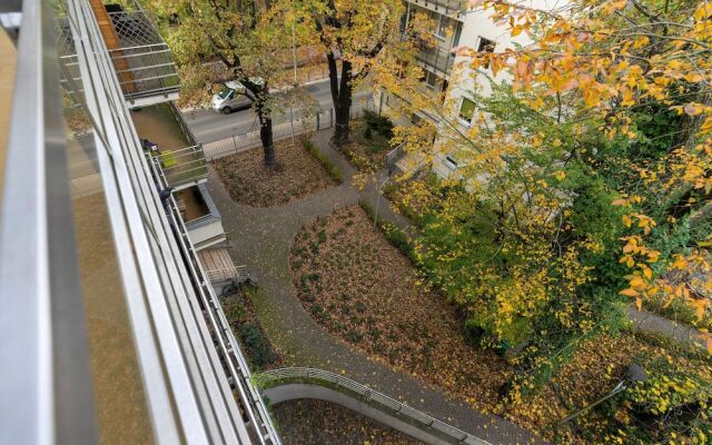 Studio With Balcony Poznań by Renters