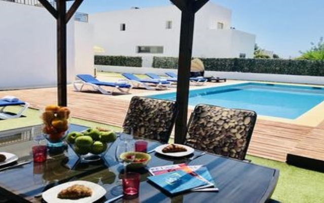 Villa Topaz