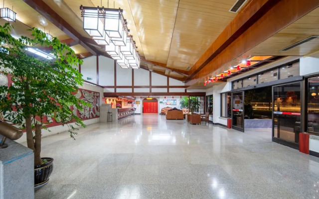 Pipaxi Hotel