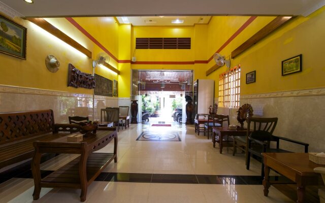 Panda Angkor Inn
