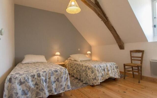 Gîte Bazouges-sur-le-Loir, 5 pièces, 8 personnes - FR-1-410-230