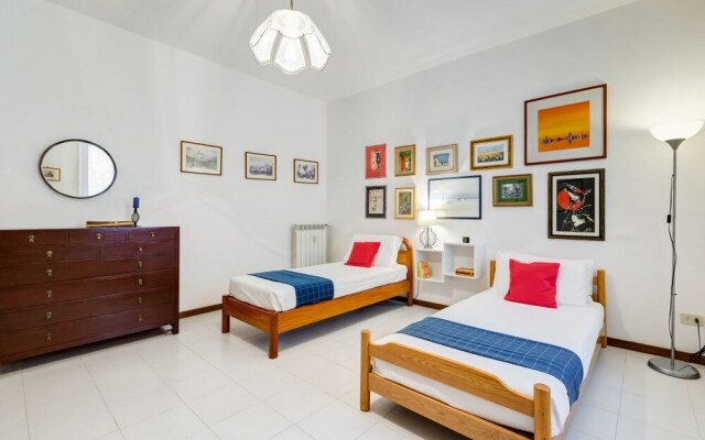 Nice and Bright 2 Beds Flat Near San Giovanni