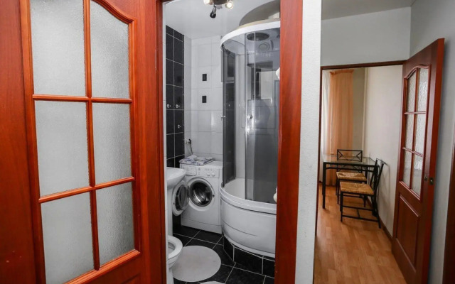 Apartment on Karl Marx Avenue 10A