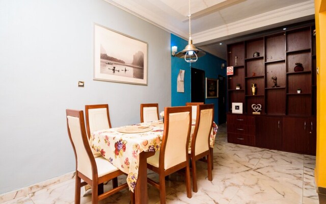 D'Tavern Apartment
