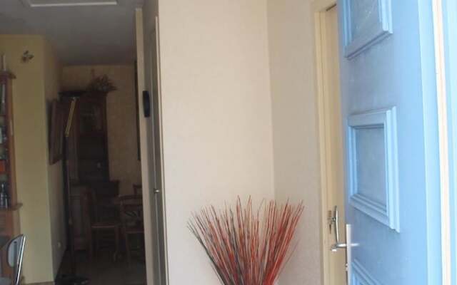 House With one Bedroom in Saint-martin-d'ardèche, With Wonderful Mount