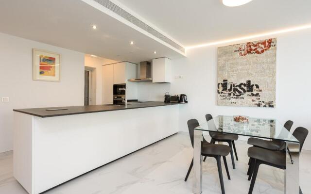 Ensuite The Wave II with Pool and free parking