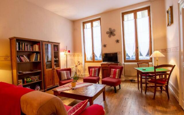 Gîte Villefranche-du-Périgord, 4 pièces, 6 personnes - FR-1-616-65