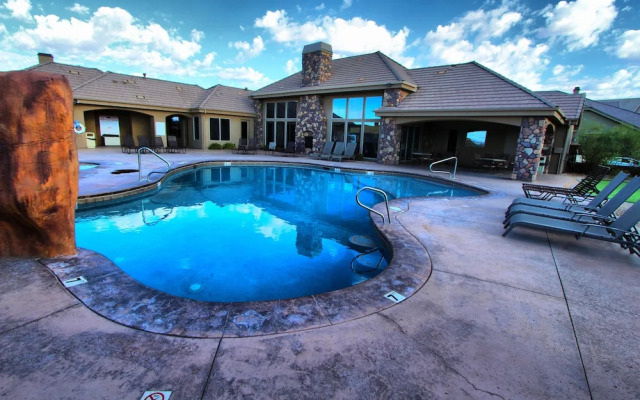 Canyon Villas at Coral Ridge