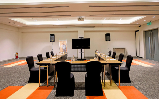 Park Inn By Radisson Clark