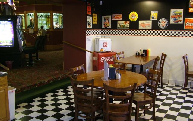 Martin & Mason Hotel