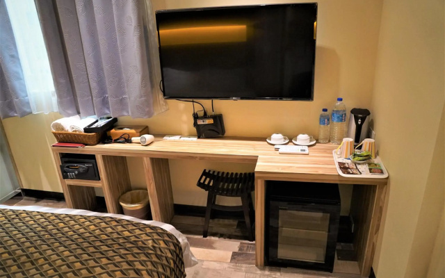 Dahshin Hotel