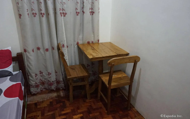 Rooms 498 Hostel