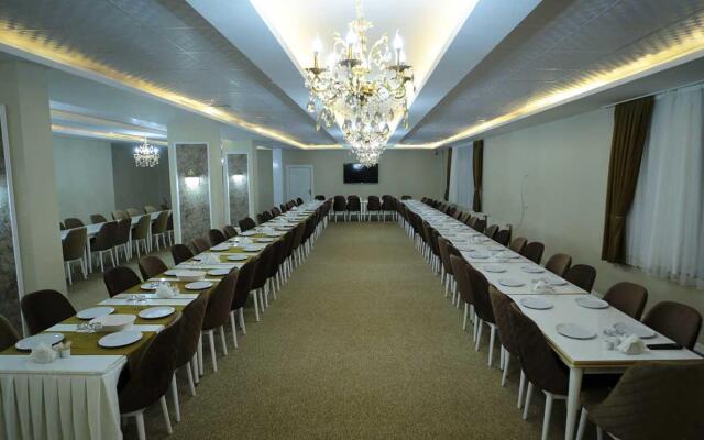 Grand Gulizar Hotel
