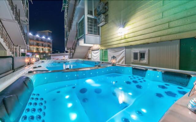 Geoje Sunflower Pension