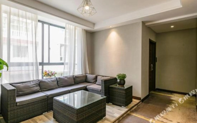 Wuyishan Seclusion Inn