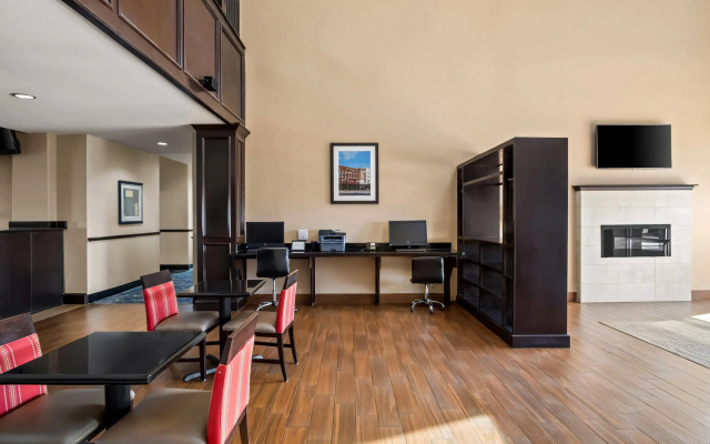 Comfort Suites Waxahachie - Dallas