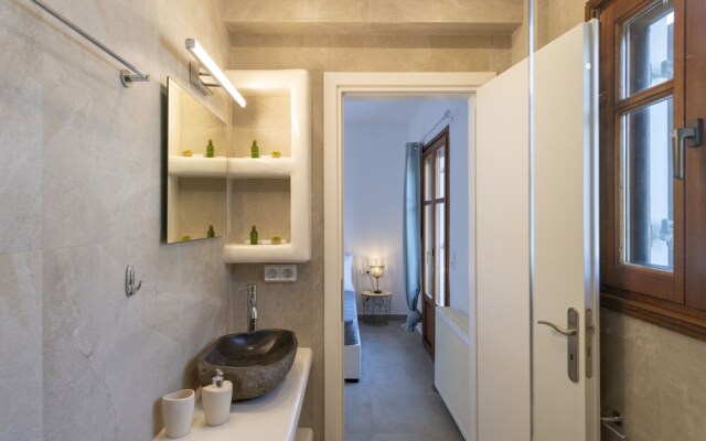 Theodora's Family Suite