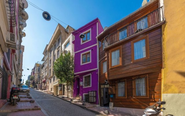 Taksim Wooden House Hostel