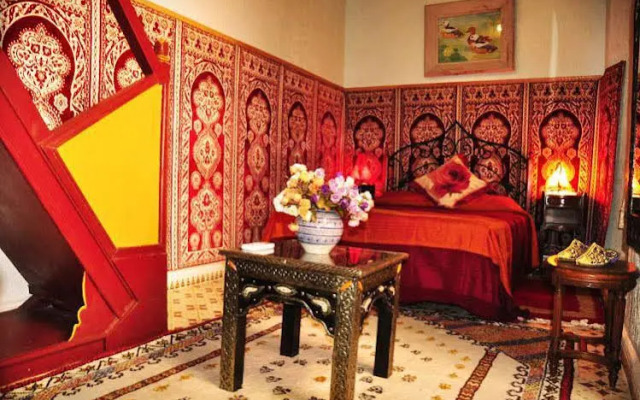 Riad Atika Mek
