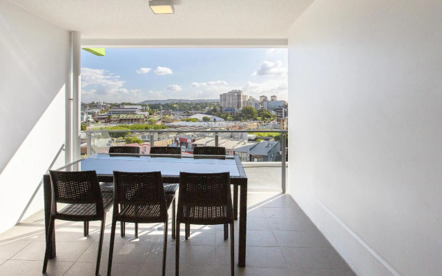 Code Apartments