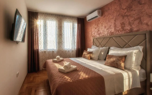 NEW! Luxury Apartment Dona