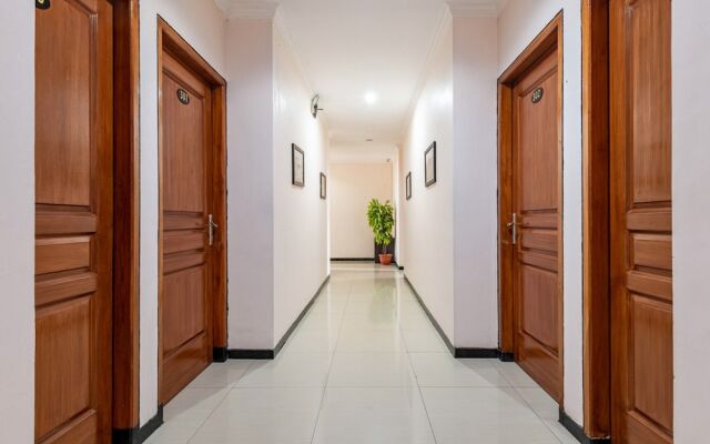 Hasanah Guesthouse by RedDoorz