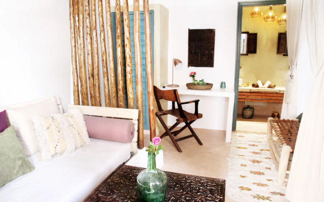 Riad 11 Zitoune