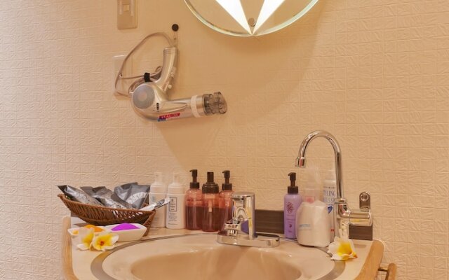 Jyuichibankan - Adults only