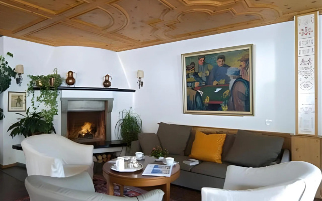 Hotel Chesa Grischuna