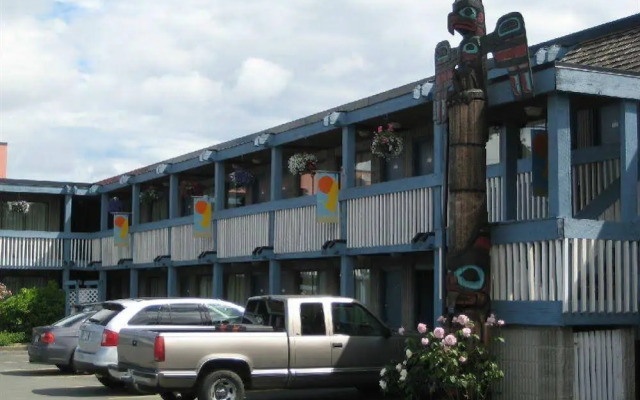 Thunderbird Motor Inn