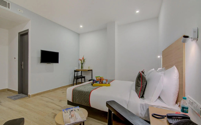 OYO Townhouse 038 Banaswadi 100Ft Road