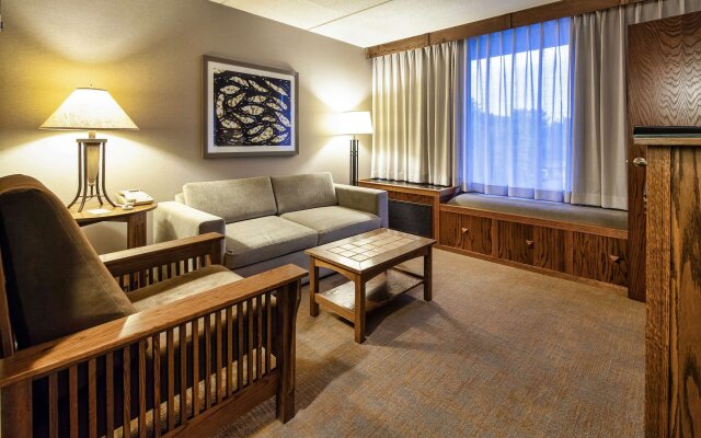 DoubleTree by Hilton Libertyville - Mundelein