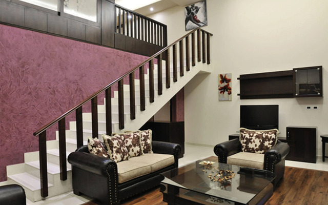 Hollywood Inn Hotel