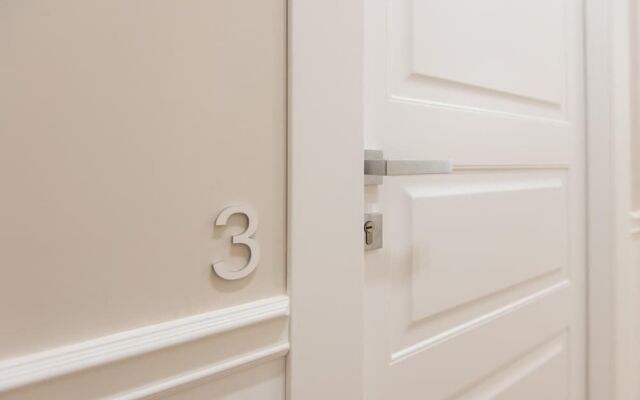 Отель Five Boutique Rooms