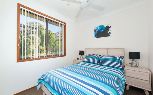 Happy Days, 49 Pantowora Street