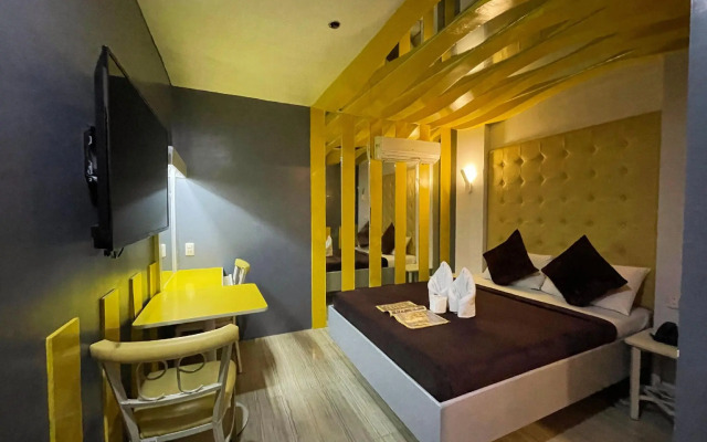 Hotel 99 Monumento Caloocan
