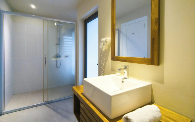 Be Cosy Apart Hotel with LOV