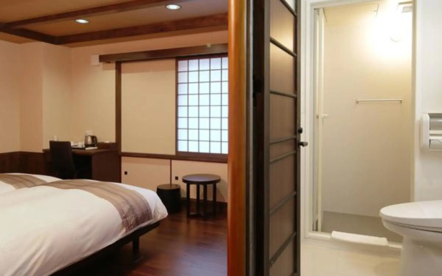 Kyomachiya Ryokan Sakura Urushitei Guest House