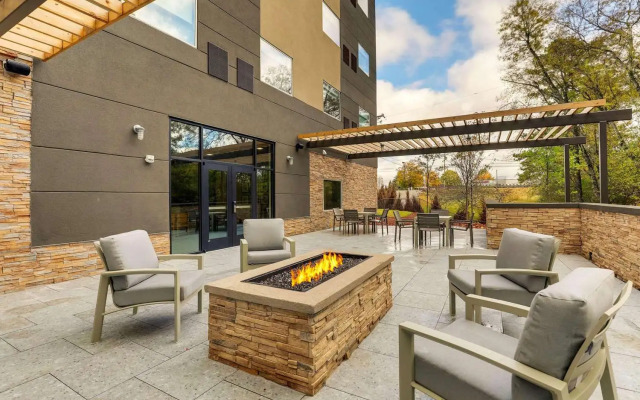 Country Inn & Suites by Radisson, Cumming, GA