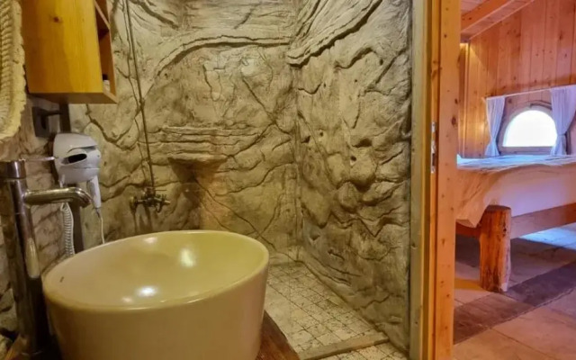 Olympos Toprak evleri Earth houses