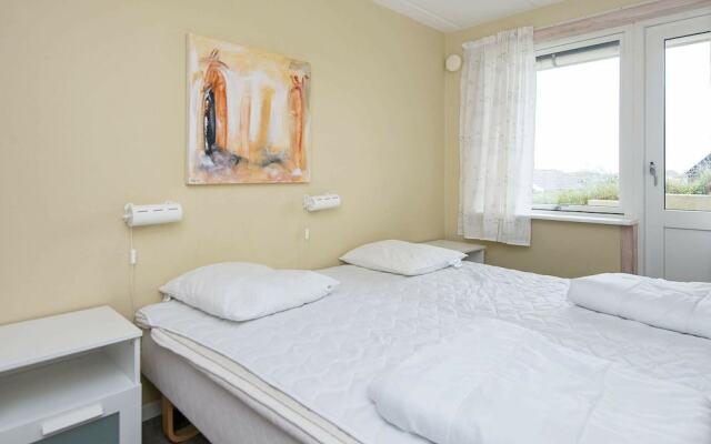 Peaceful Holiday Home in Henne With Sea View
